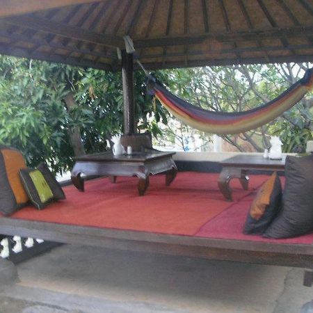 Hotel Bo'S Bungalows And Restaurant Bali Exterior foto