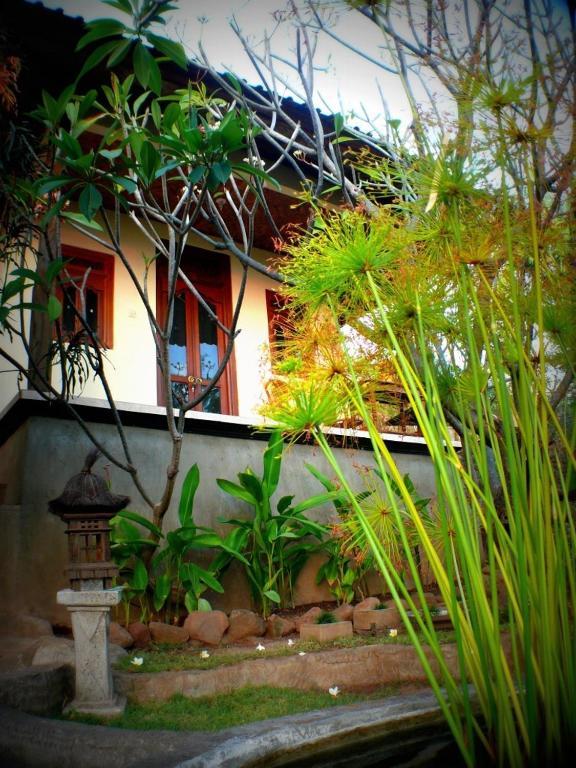 Hotel Bo'S Bungalows And Restaurant Bali Exterior foto